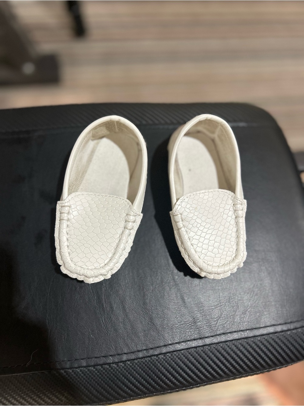 CCVON Toddler Little Kid Boys Girls Soft Slip On Loafers Dress Flat Shoes White